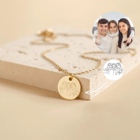 PORTRAIT COIN NECKLACE